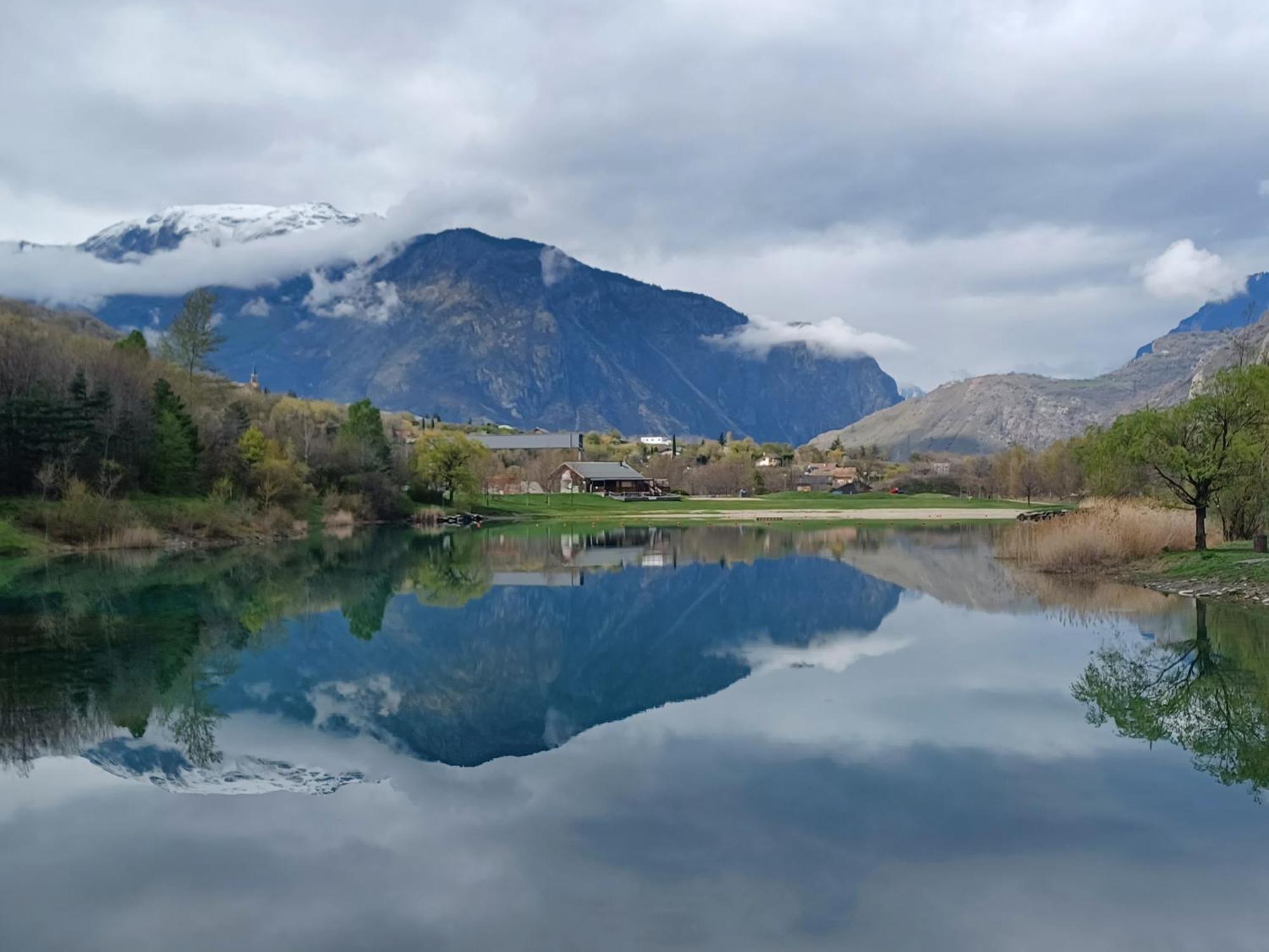 Villargondran, Les Magnifiques Cols De Maurienne Garage Motos, Velos Rum bild