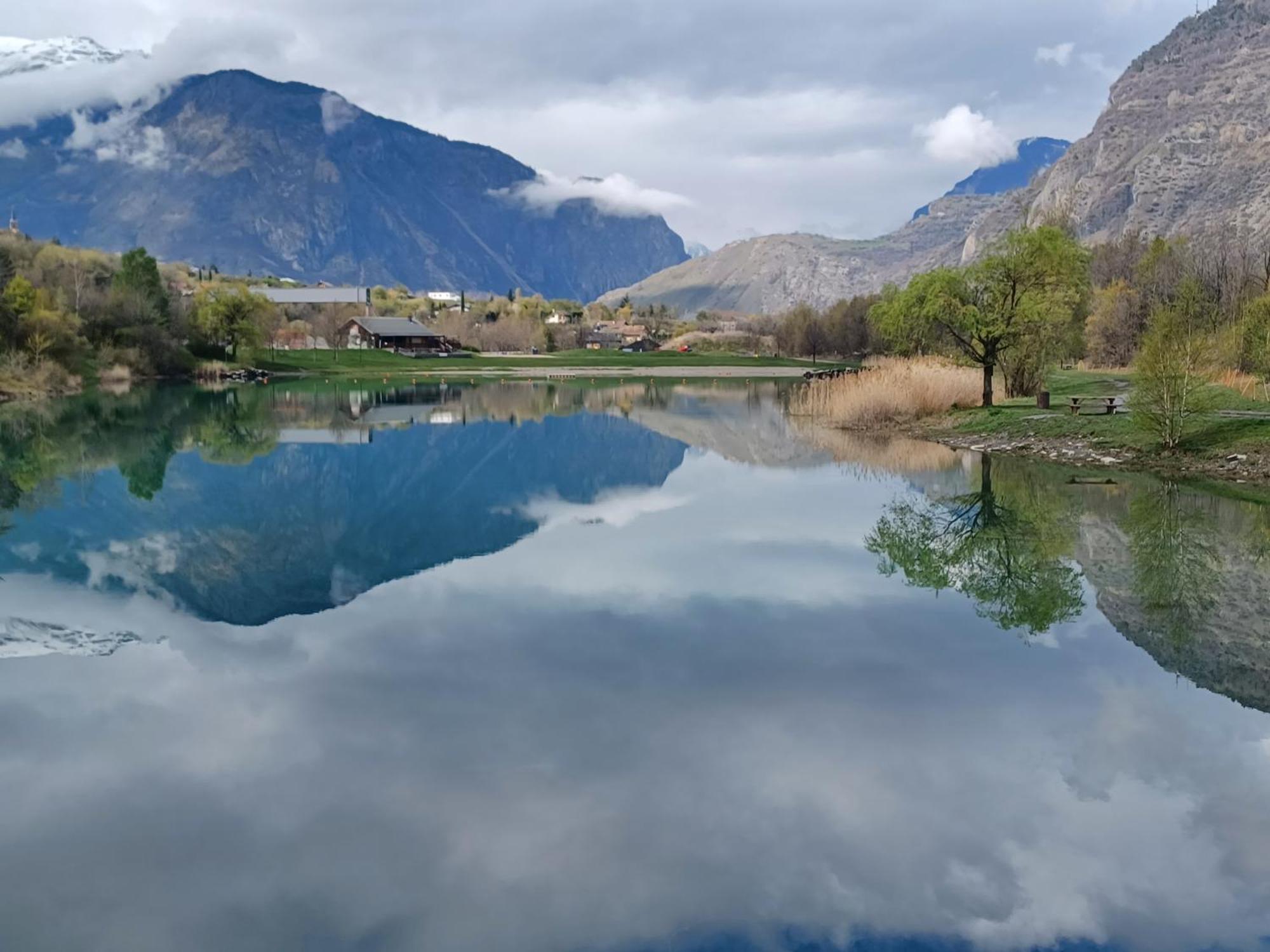 Villargondran, Les Magnifiques Cols De Maurienne Garage Motos, Velos Rum bild